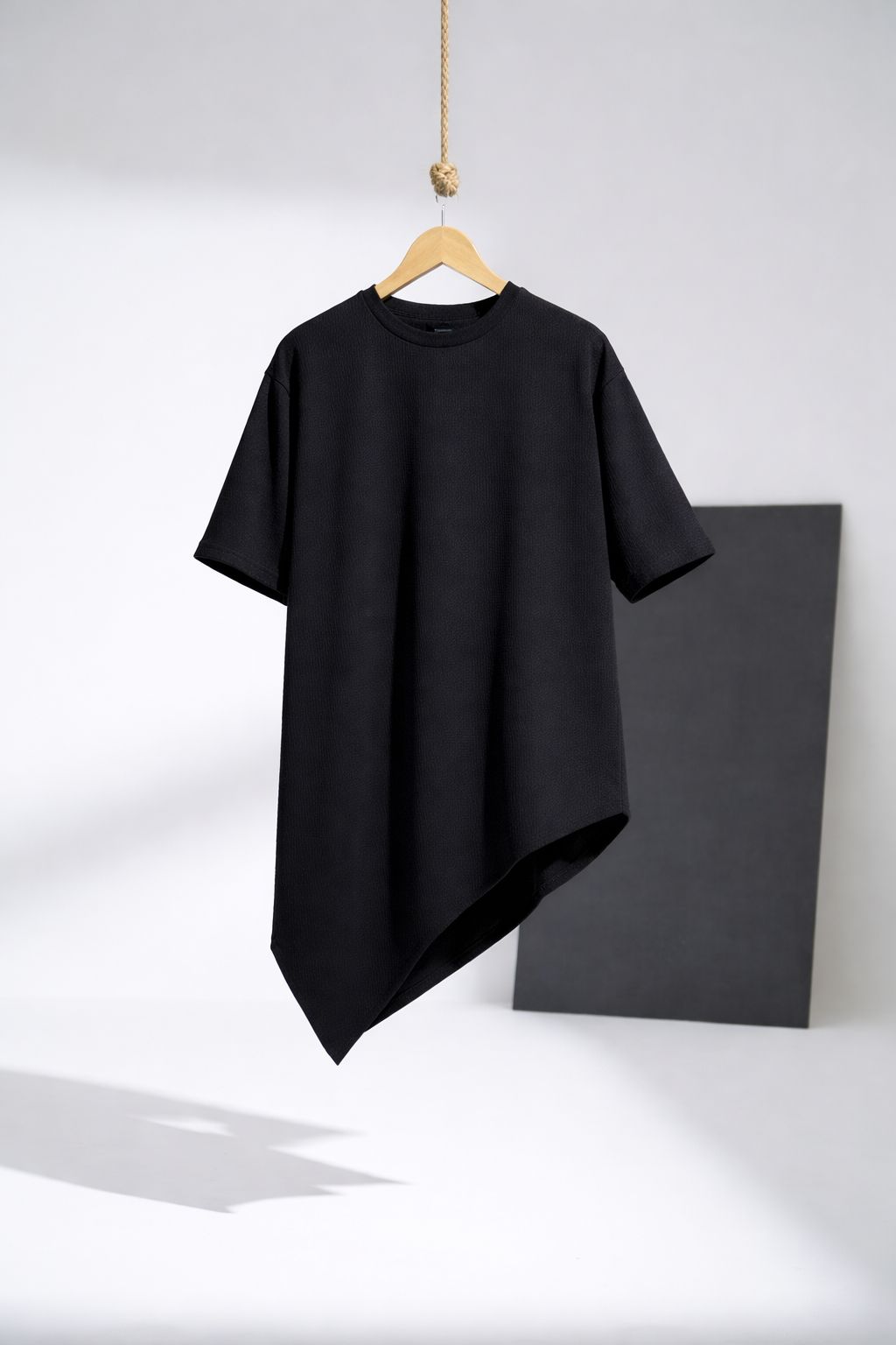 Anga Tee